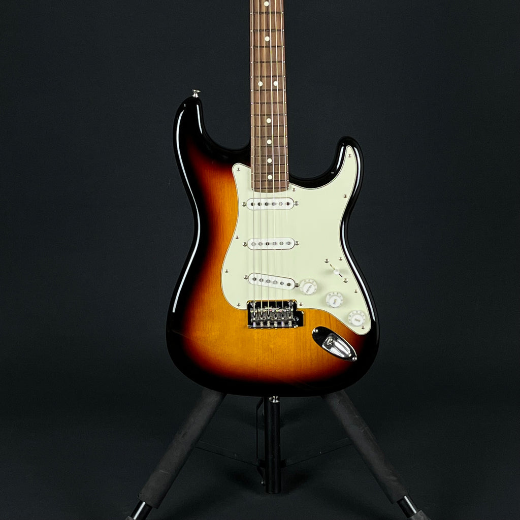 Fender Japan Hybrid II Stratocaster 2022