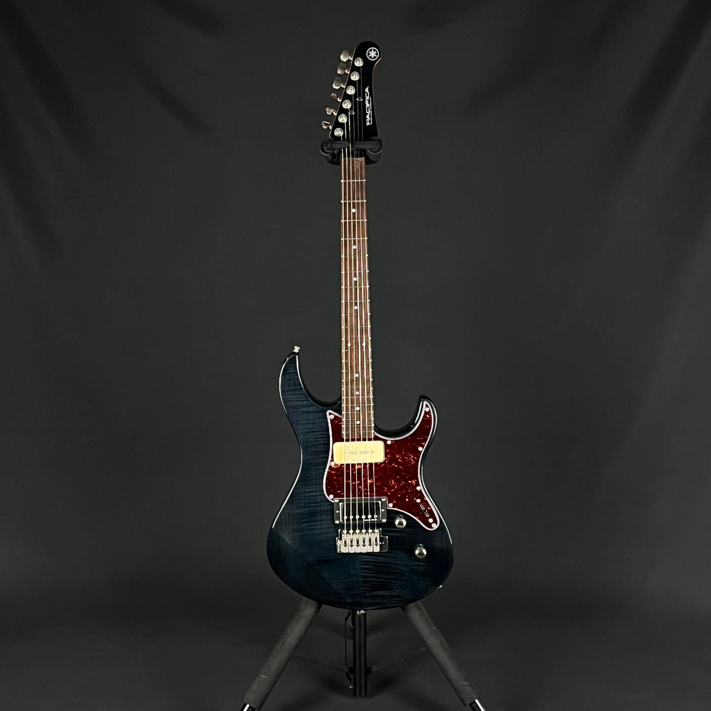 YAMAHA PAC611VFM