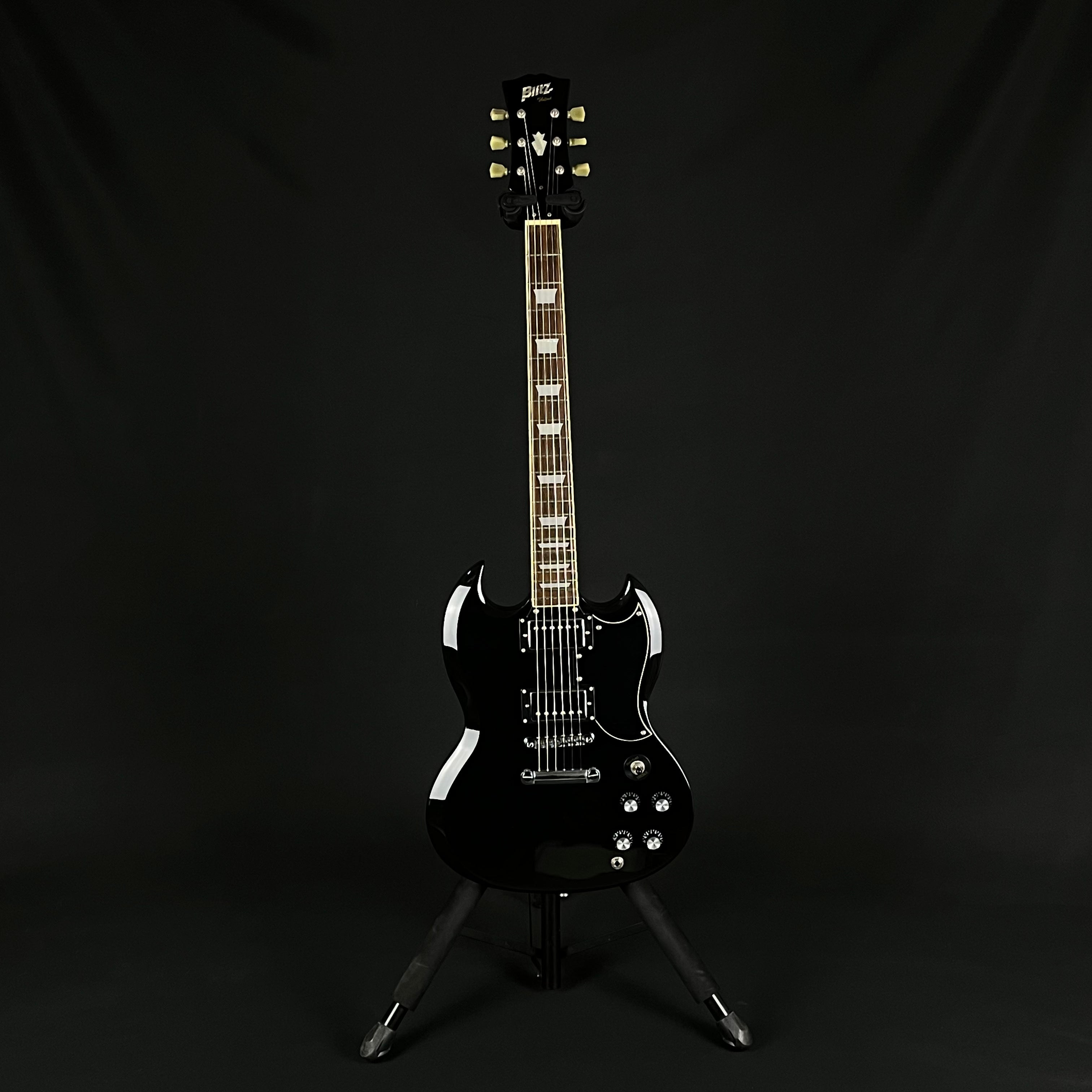 Blitz by Aria Pro II SG