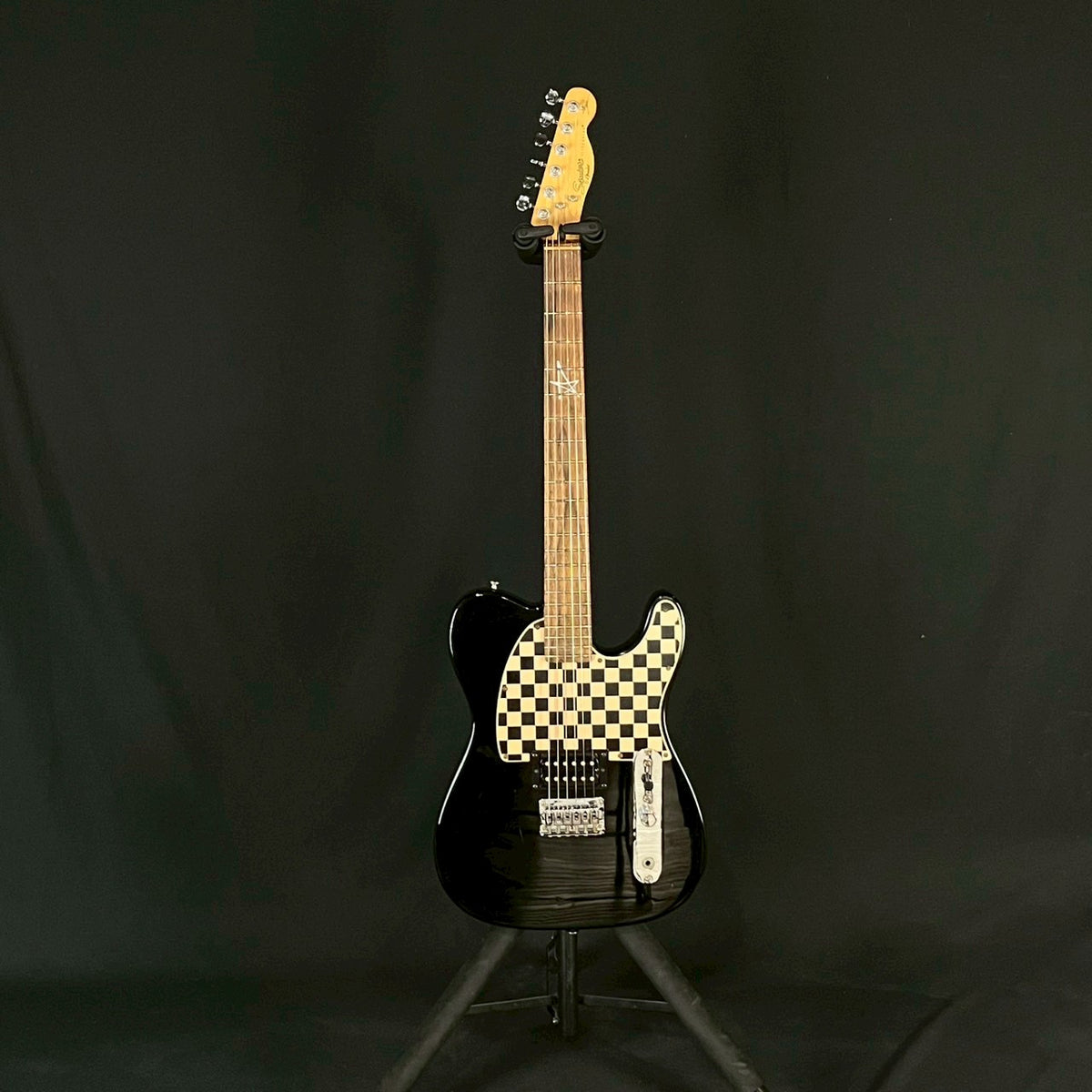 Squier Telecaster Avril Lavigne