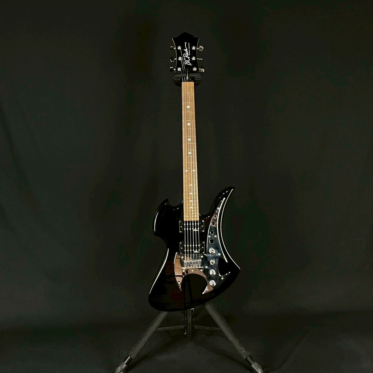 B.C. Rich Mockingbird Evil Edge