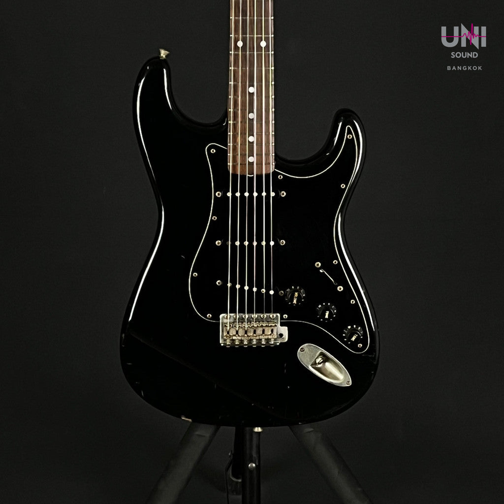 Squier Japan Silver Series Stratocaster - UN-38-6045